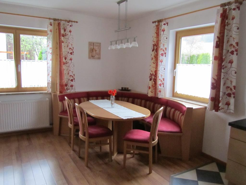 Large Cozy Apartment Grubweg 130 Qm 圣马丁安提奈各布里奇 外观 照片